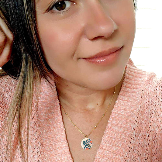 Charm Necklace Pink Moth